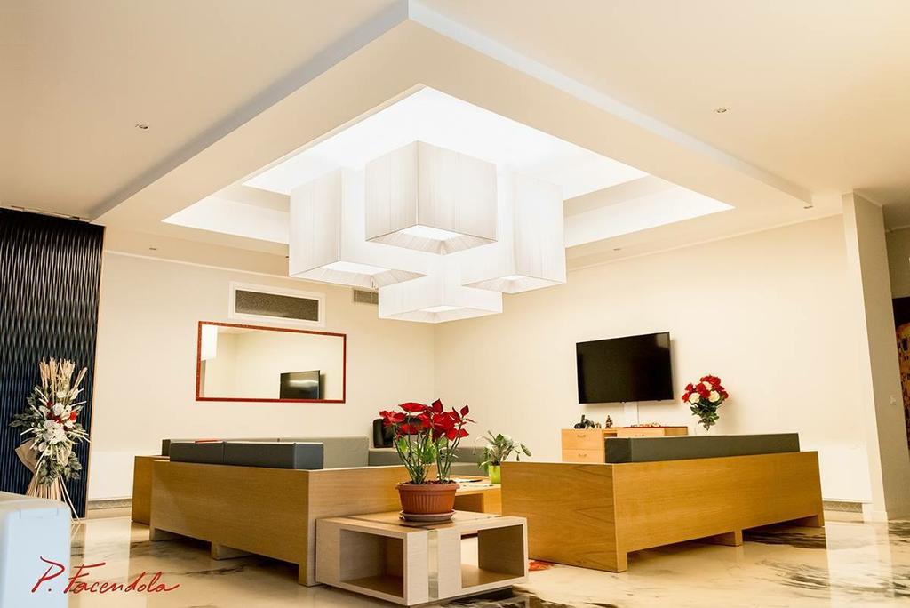 Hotel Elys Pieve Emanuele Exterior photo