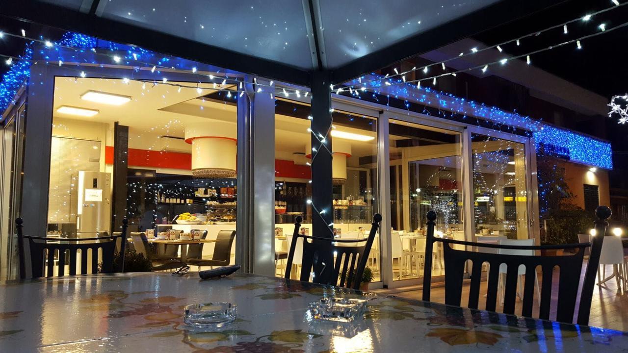 Hotel Elys Pieve Emanuele Exterior photo